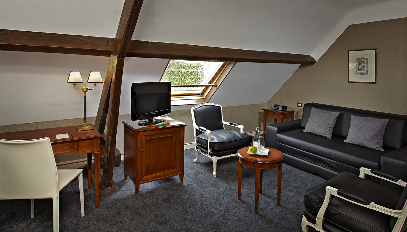 Image 7